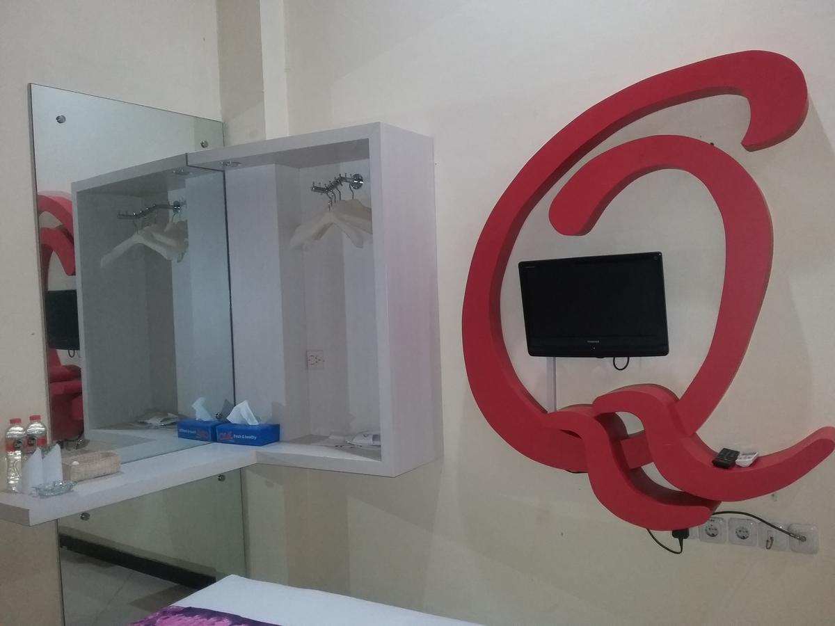 Queen City Hotel Banjarmasin Banjarmasin  Extérieur photo