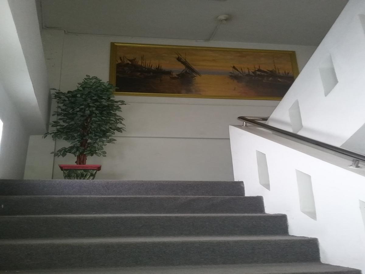 Queen City Hotel Banjarmasin Banjarmasin  Extérieur photo